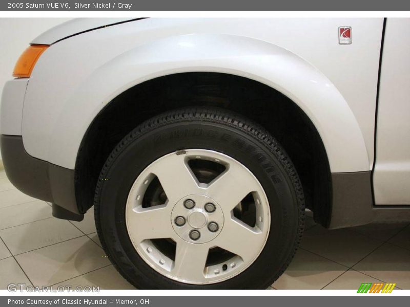Silver Nickel / Gray 2005 Saturn VUE V6
