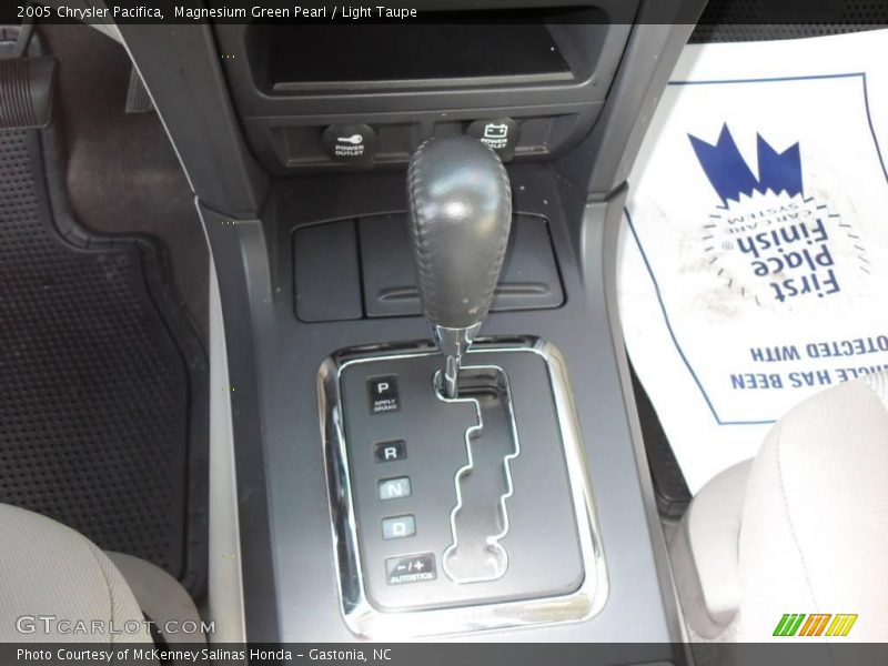 Magnesium Green Pearl / Light Taupe 2005 Chrysler Pacifica