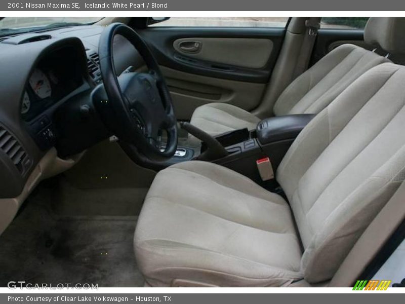 Icelandic White Pearl / Blond 2001 Nissan Maxima SE