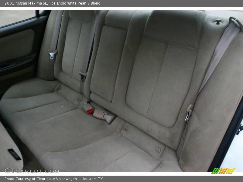 Icelandic White Pearl / Blond 2001 Nissan Maxima SE