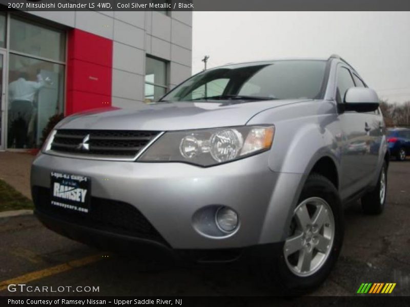 Cool Silver Metallic / Black 2007 Mitsubishi Outlander LS 4WD