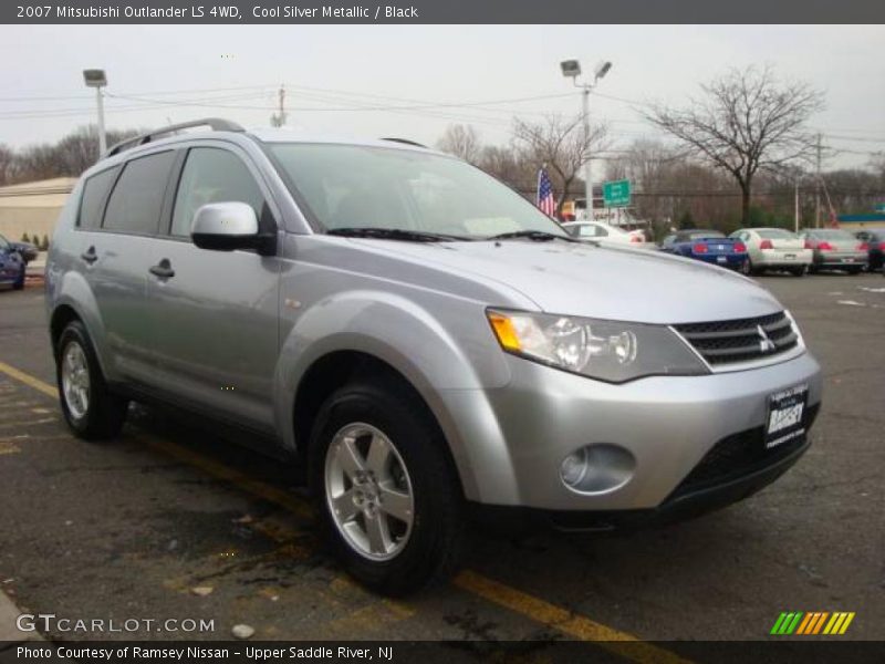 Cool Silver Metallic / Black 2007 Mitsubishi Outlander LS 4WD
