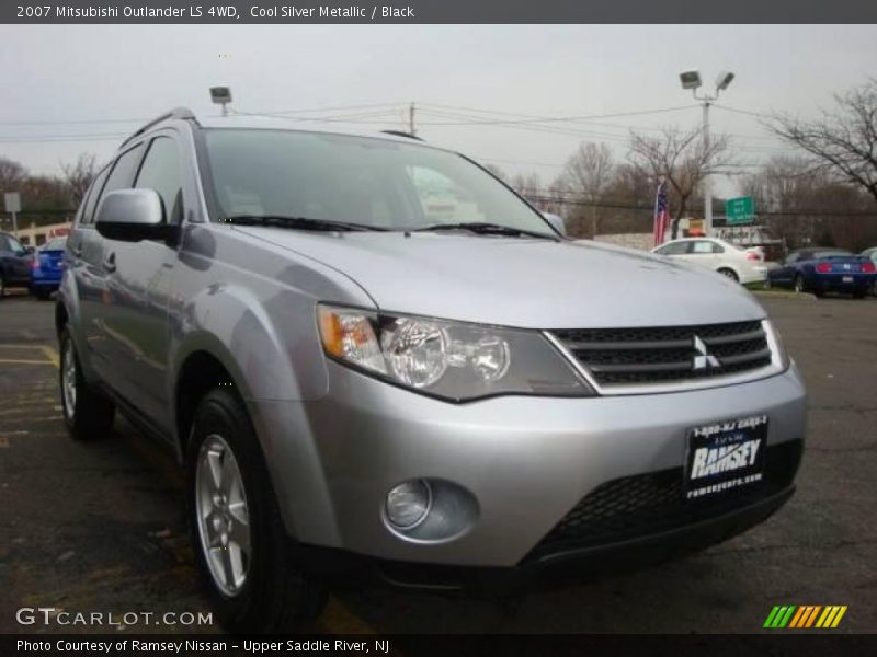 Cool Silver Metallic / Black 2007 Mitsubishi Outlander LS 4WD