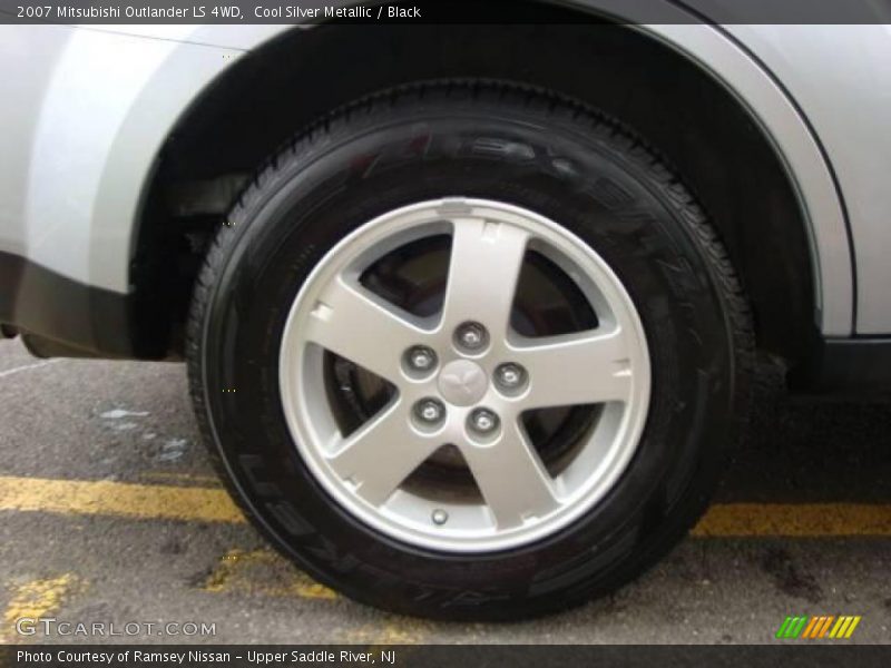 Cool Silver Metallic / Black 2007 Mitsubishi Outlander LS 4WD