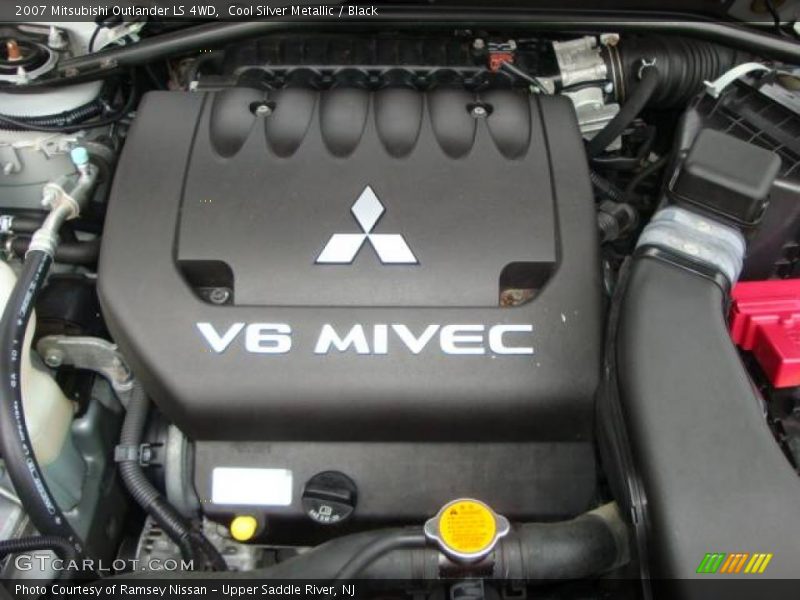 Cool Silver Metallic / Black 2007 Mitsubishi Outlander LS 4WD