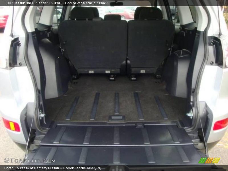 Cool Silver Metallic / Black 2007 Mitsubishi Outlander LS 4WD