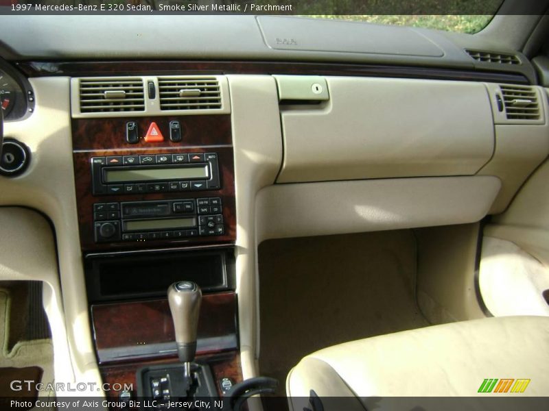 Smoke Silver Metallic / Parchment 1997 Mercedes-Benz E 320 Sedan