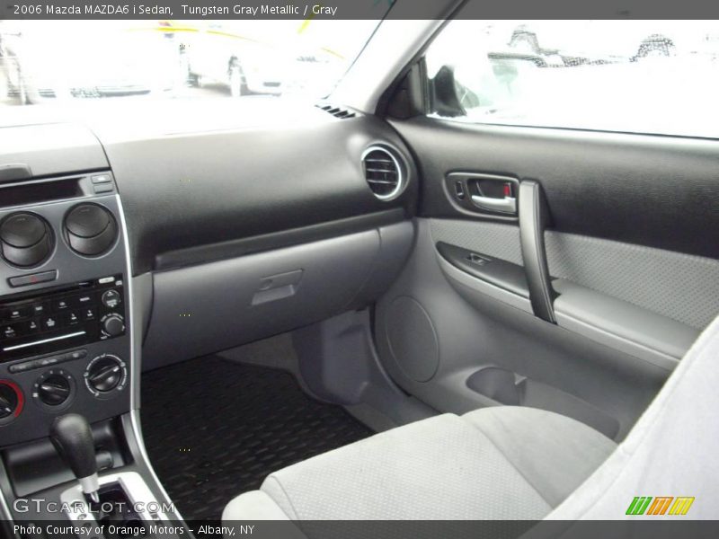 Tungsten Gray Metallic / Gray 2006 Mazda MAZDA6 i Sedan