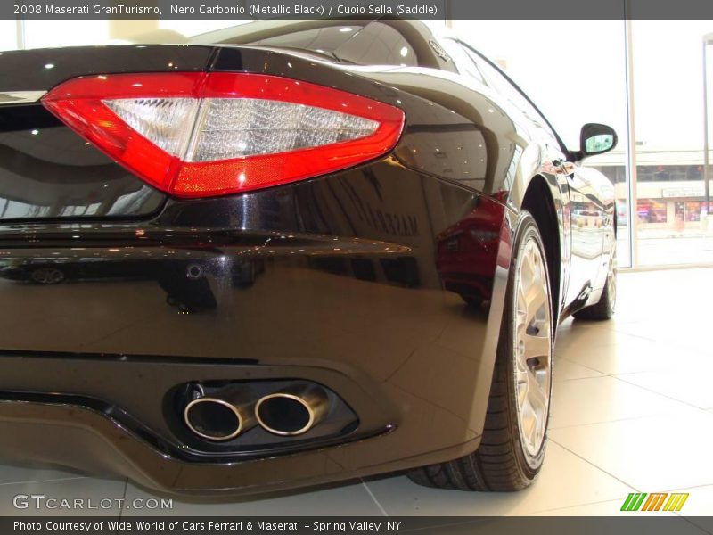 Nero Carbonio (Metallic Black) / Cuoio Sella (Saddle) 2008 Maserati GranTurismo