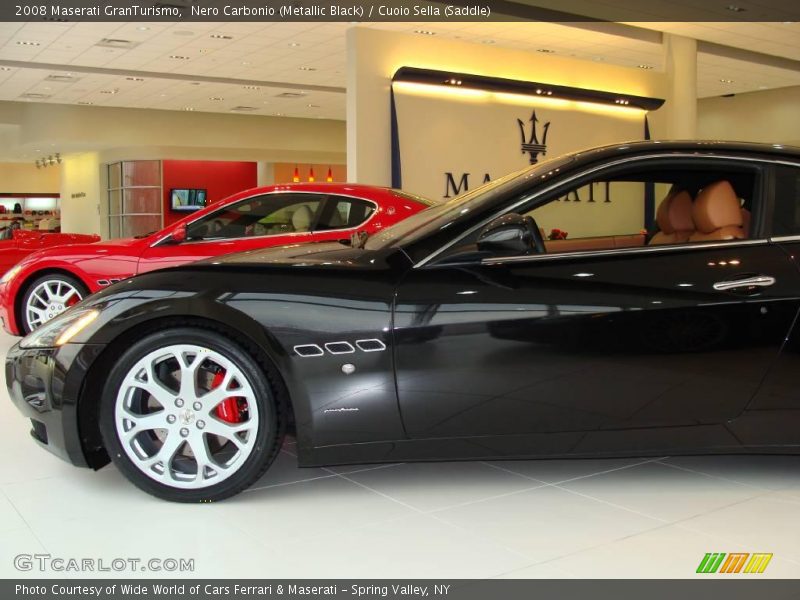 Nero Carbonio (Metallic Black) / Cuoio Sella (Saddle) 2008 Maserati GranTurismo
