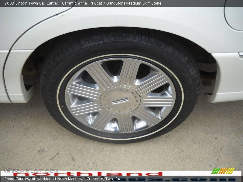 Ceramic White Tri Coat / Dark Stone/Medium Light Stone 2003 Lincoln Town Car Cartier