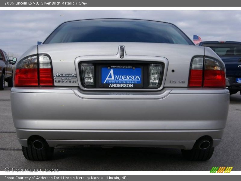 Silver Birch Metallic / Grey 2006 Lincoln LS V8