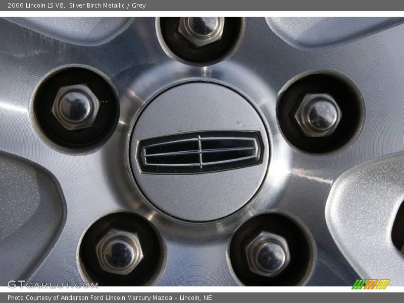 Silver Birch Metallic / Grey 2006 Lincoln LS V8