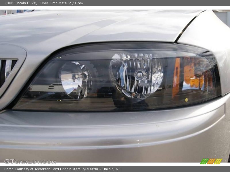 Silver Birch Metallic / Grey 2006 Lincoln LS V8