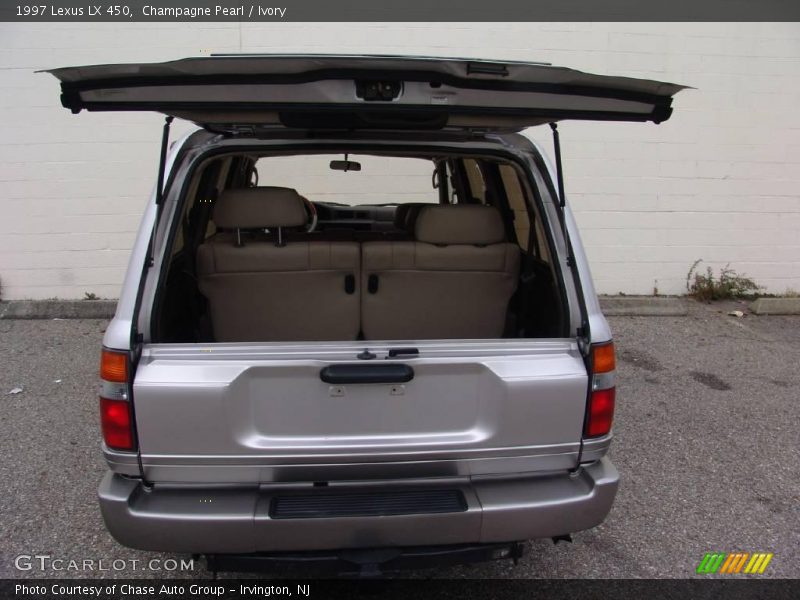 Champagne Pearl / Ivory 1997 Lexus LX 450