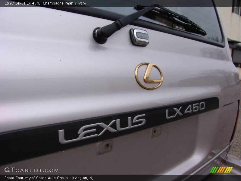Champagne Pearl / Ivory 1997 Lexus LX 450