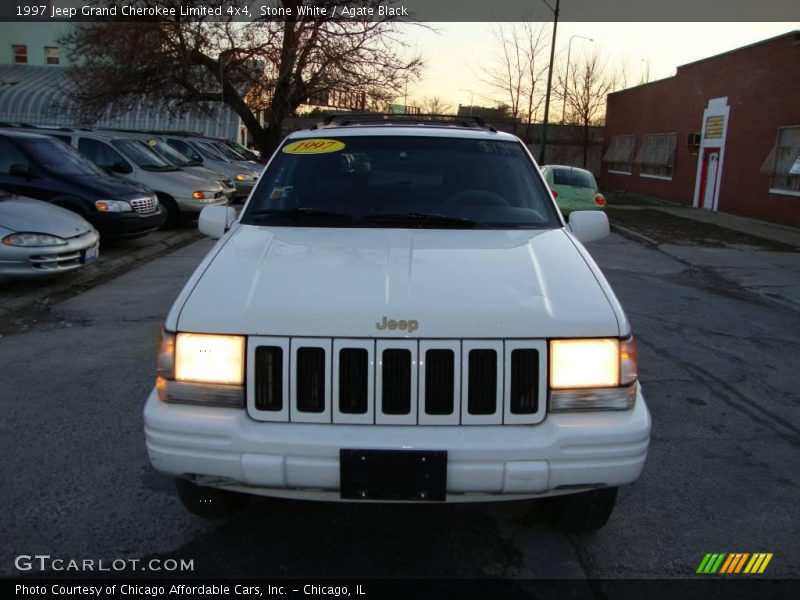 Stone White / Agate Black 1997 Jeep Grand Cherokee Limited 4x4