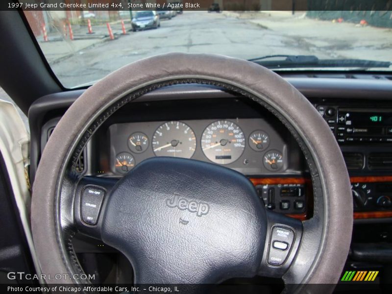 Stone White / Agate Black 1997 Jeep Grand Cherokee Limited 4x4