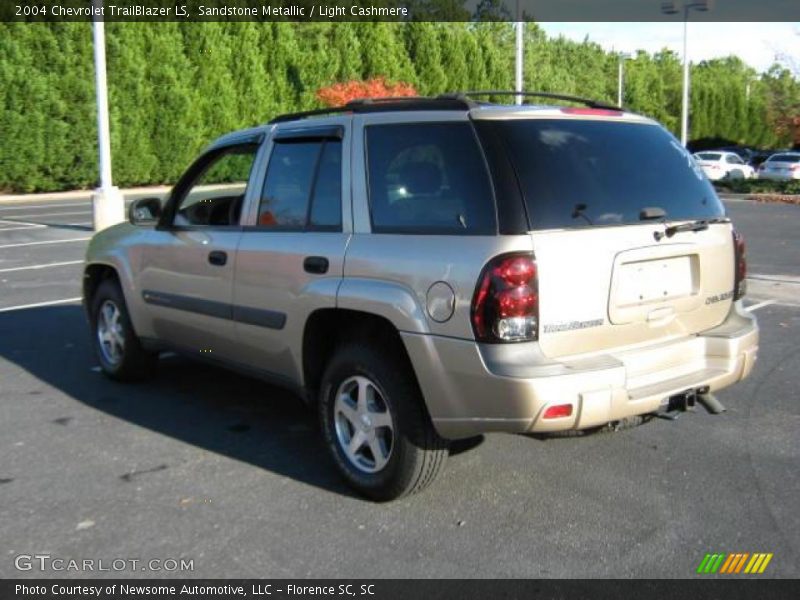 Sandstone Metallic / Light Cashmere 2004 Chevrolet TrailBlazer LS