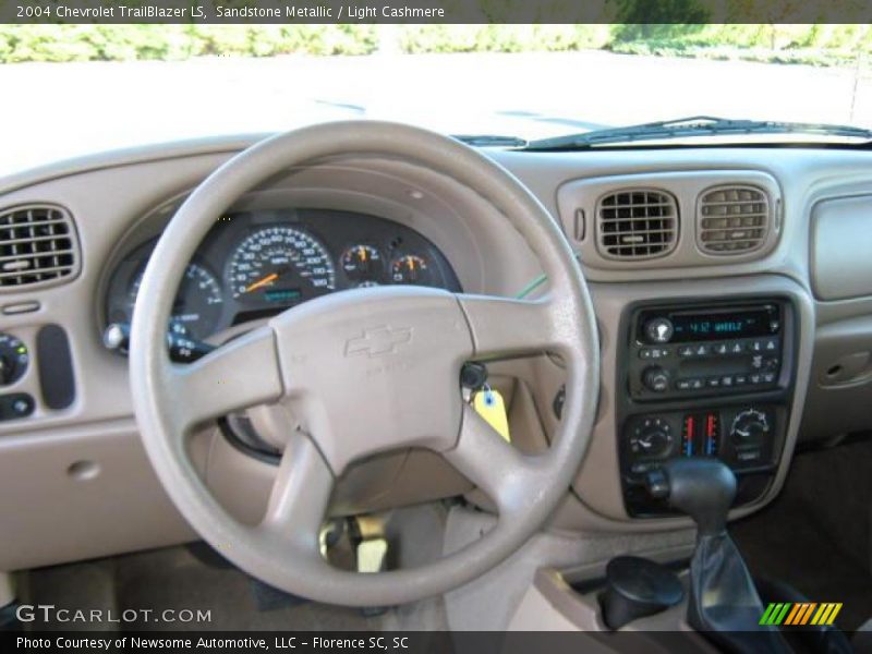 Sandstone Metallic / Light Cashmere 2004 Chevrolet TrailBlazer LS