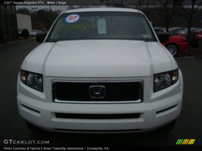 White / Beige 2007 Honda Ridgeline RTX