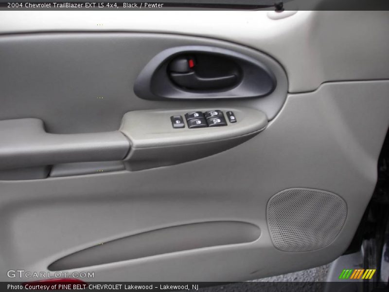 Black / Pewter 2004 Chevrolet TrailBlazer EXT LS 4x4