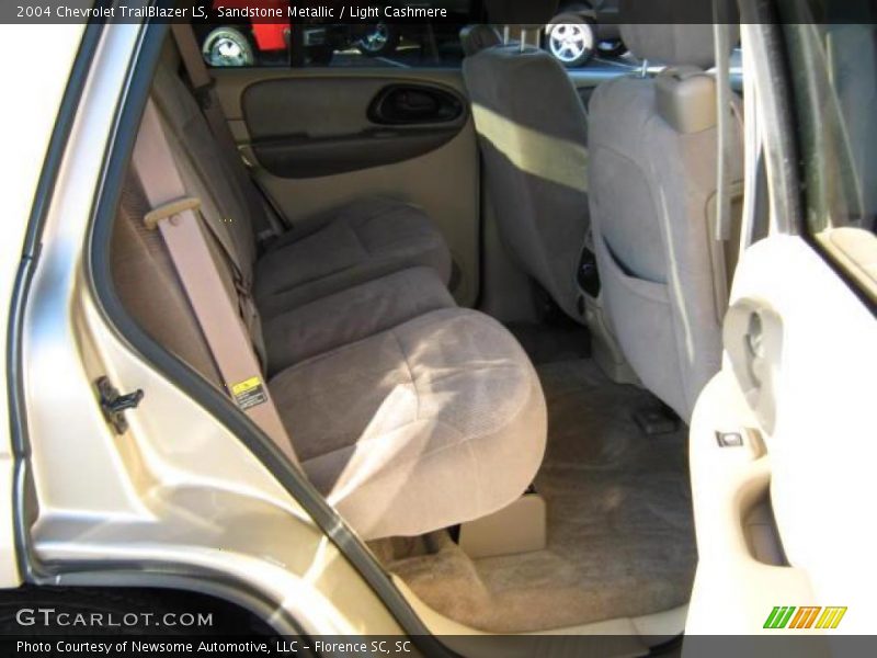 Sandstone Metallic / Light Cashmere 2004 Chevrolet TrailBlazer LS