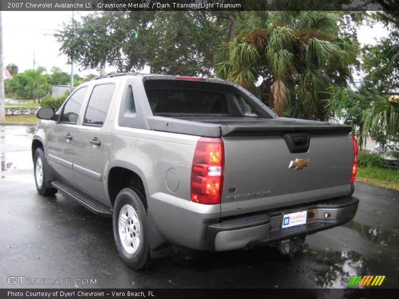 Graystone Metallic / Dark Titanium/Light Titanium 2007 Chevrolet Avalanche LS