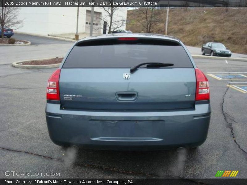 Magnesium Pearl / Dark Slate Gray/Light Graystone 2005 Dodge Magnum R/T AWD
