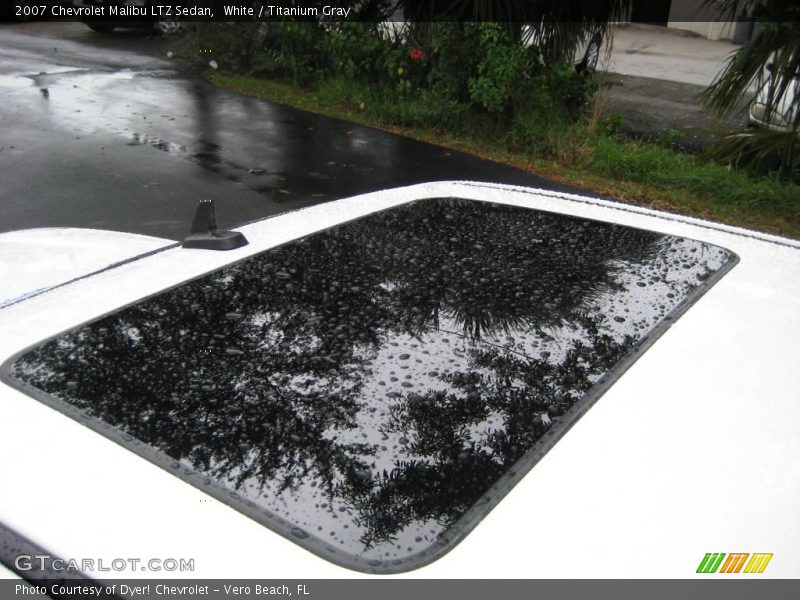 White / Titanium Gray 2007 Chevrolet Malibu LTZ Sedan