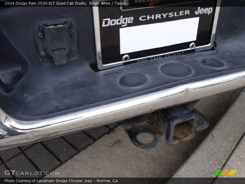 Bright White / Taupe 2004 Dodge Ram 3500 SLT Quad Cab Dually