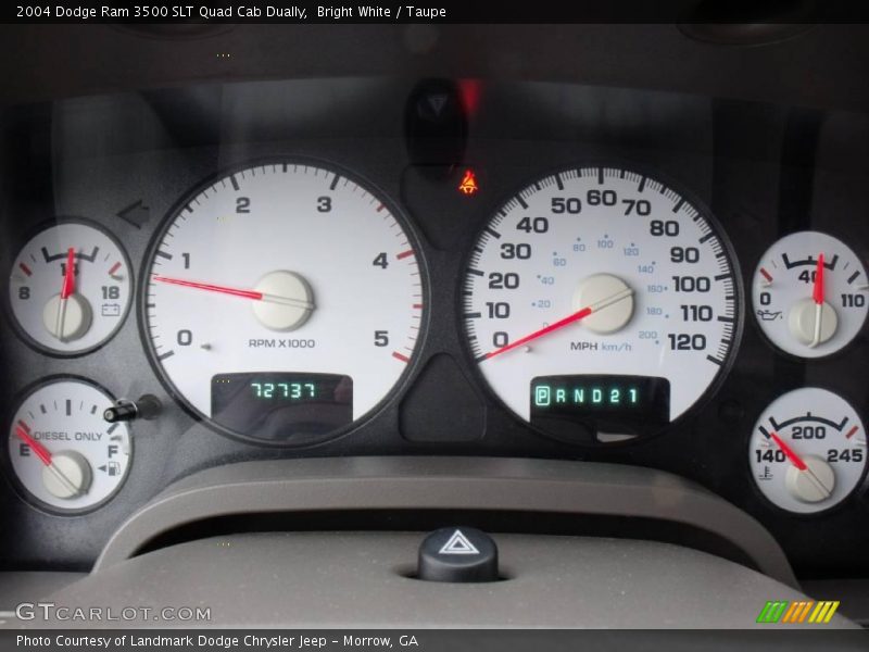 Bright White / Taupe 2004 Dodge Ram 3500 SLT Quad Cab Dually