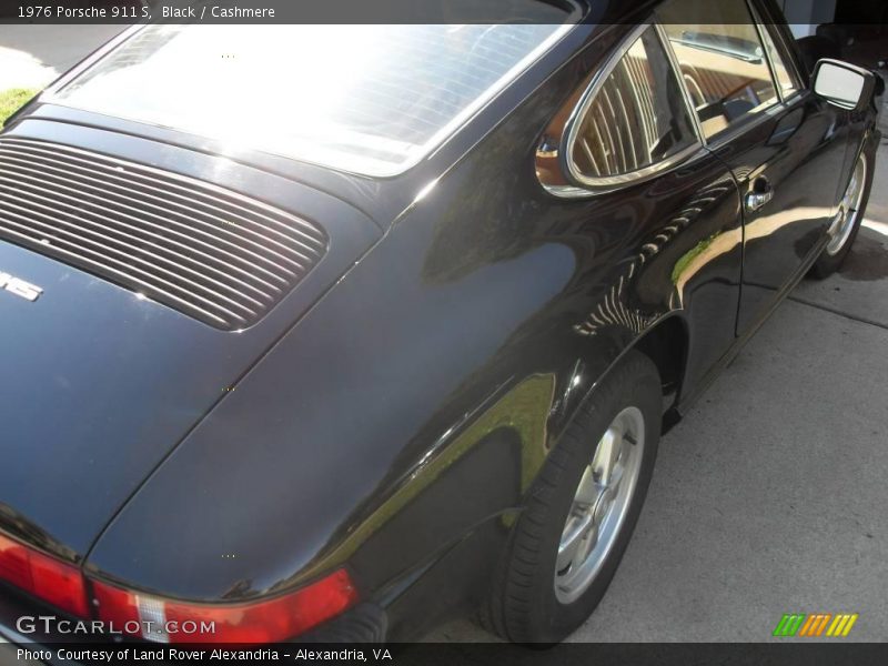 Black / Cashmere 1976 Porsche 911 S