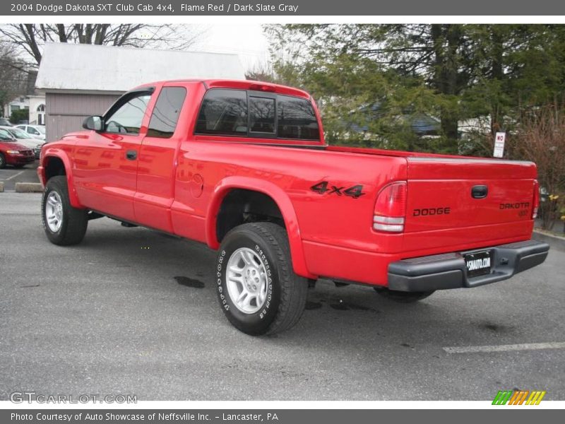 Flame Red / Dark Slate Gray 2004 Dodge Dakota SXT Club Cab 4x4