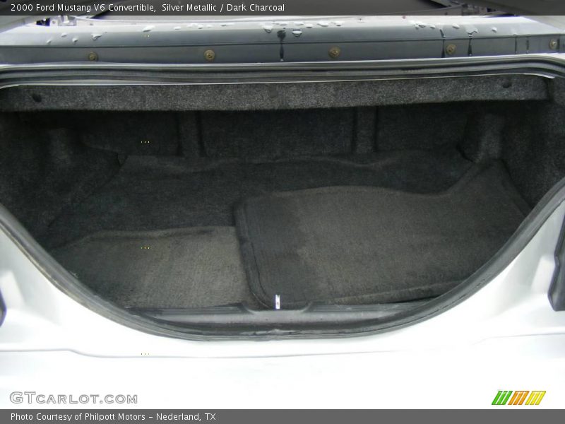 Silver Metallic / Dark Charcoal 2000 Ford Mustang V6 Convertible