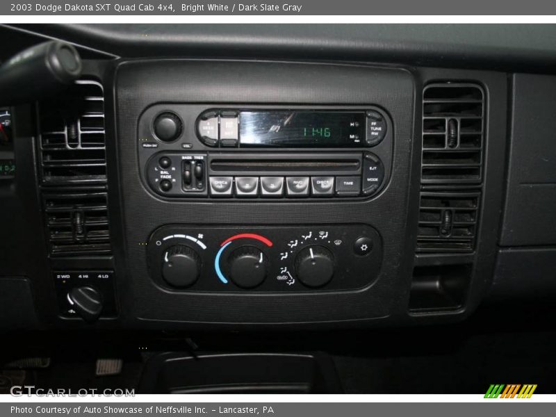 Bright White / Dark Slate Gray 2003 Dodge Dakota SXT Quad Cab 4x4