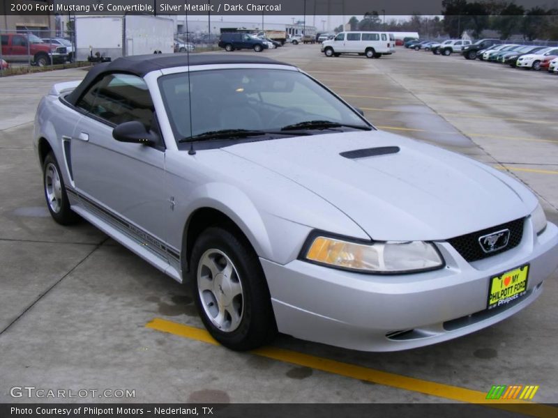 Silver Metallic / Dark Charcoal 2000 Ford Mustang V6 Convertible