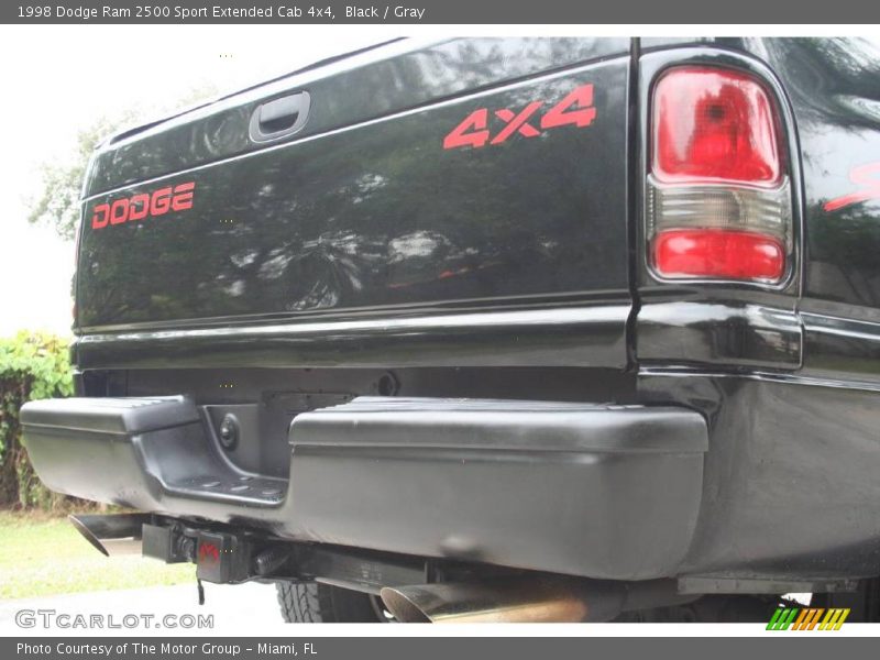Black / Gray 1998 Dodge Ram 2500 Sport Extended Cab 4x4