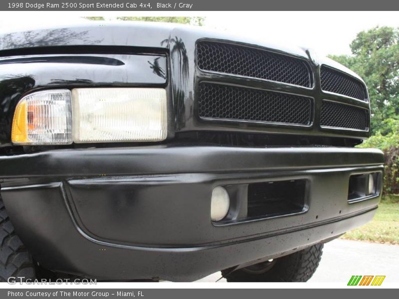 Black / Gray 1998 Dodge Ram 2500 Sport Extended Cab 4x4