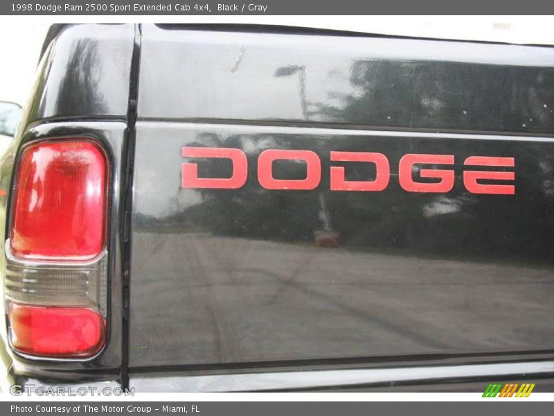 Black / Gray 1998 Dodge Ram 2500 Sport Extended Cab 4x4