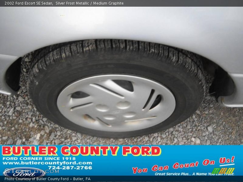 Silver Frost Metallic / Medium Graphite 2002 Ford Escort SE Sedan
