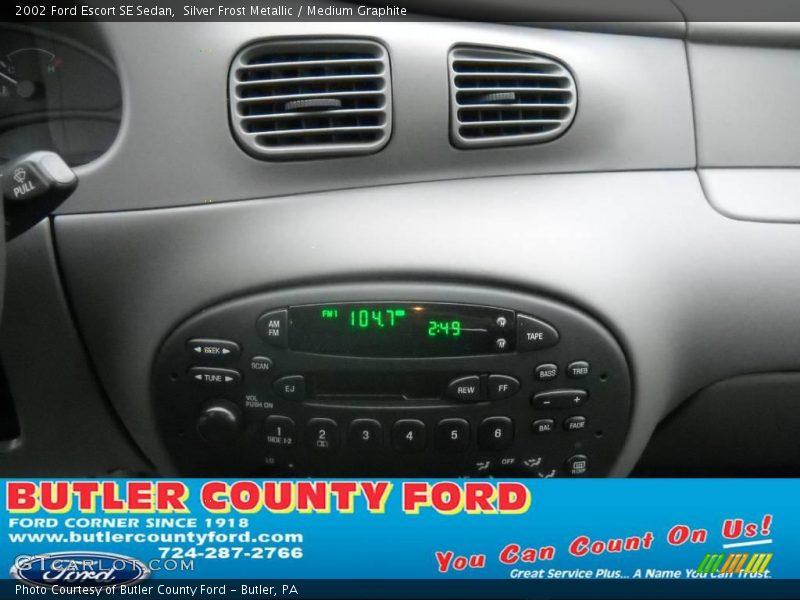 Silver Frost Metallic / Medium Graphite 2002 Ford Escort SE Sedan