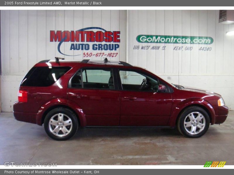 Merlot Metallic / Black 2005 Ford Freestyle Limited AWD
