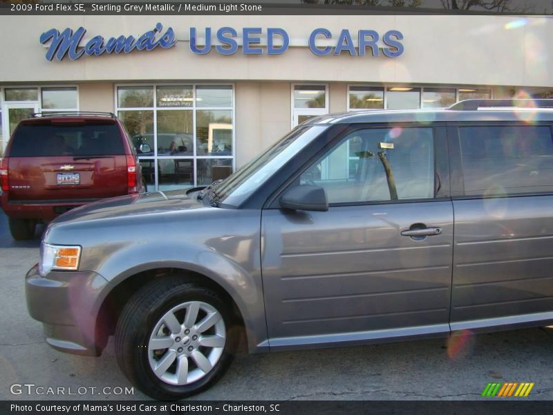 Sterling Grey Metallic / Medium Light Stone 2009 Ford Flex SE