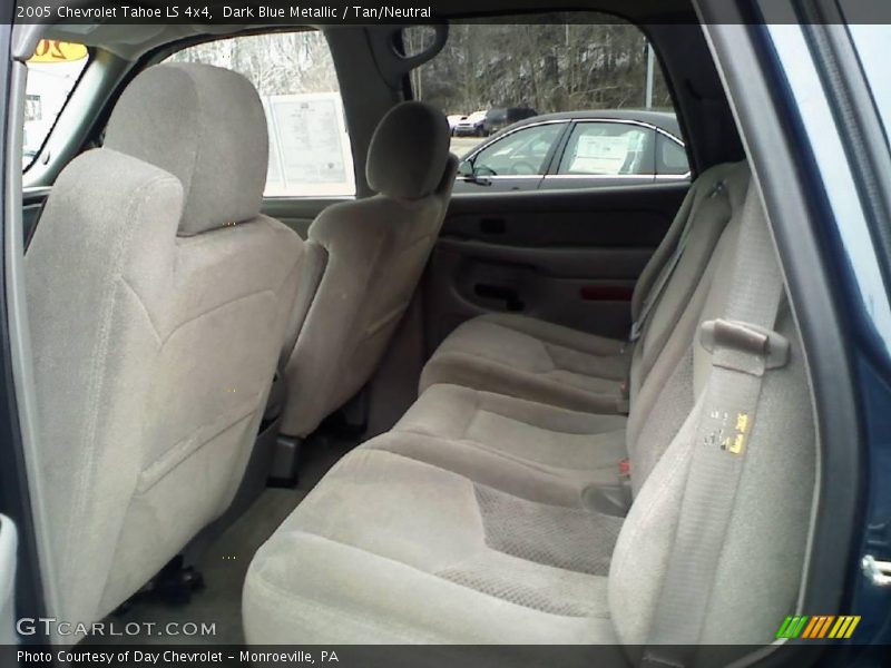 Dark Blue Metallic / Tan/Neutral 2005 Chevrolet Tahoe LS 4x4