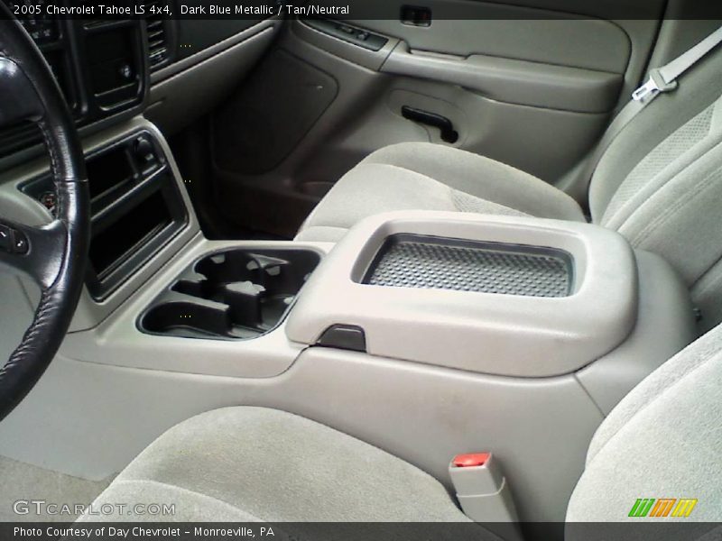 Dark Blue Metallic / Tan/Neutral 2005 Chevrolet Tahoe LS 4x4