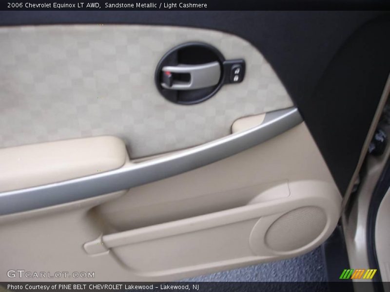 Sandstone Metallic / Light Cashmere 2006 Chevrolet Equinox LT AWD