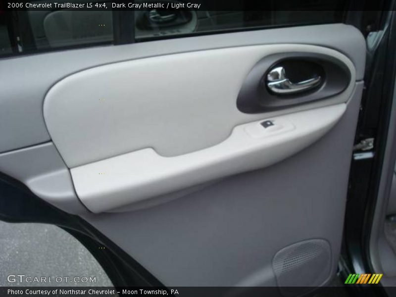 Dark Gray Metallic / Light Gray 2006 Chevrolet TrailBlazer LS 4x4