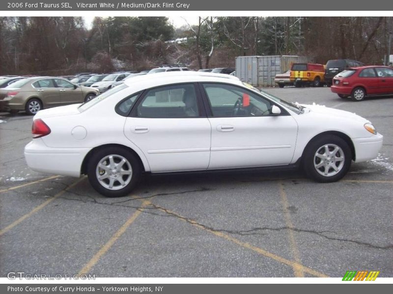 Vibrant White / Medium/Dark Flint Grey 2006 Ford Taurus SEL