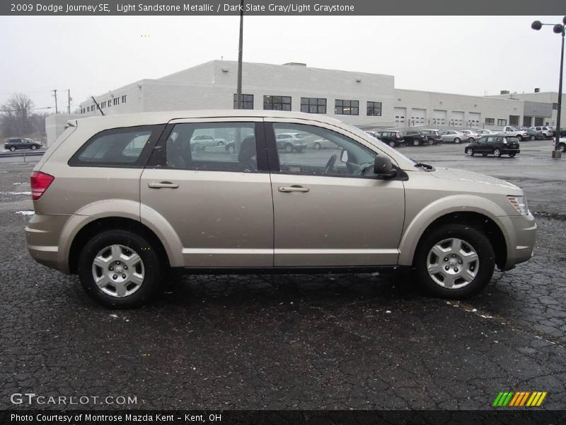 Light Sandstone Metallic / Dark Slate Gray/Light Graystone 2009 Dodge Journey SE